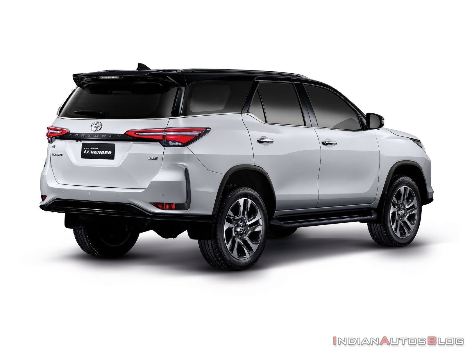 Toyota Toyota Fortuner photo 2